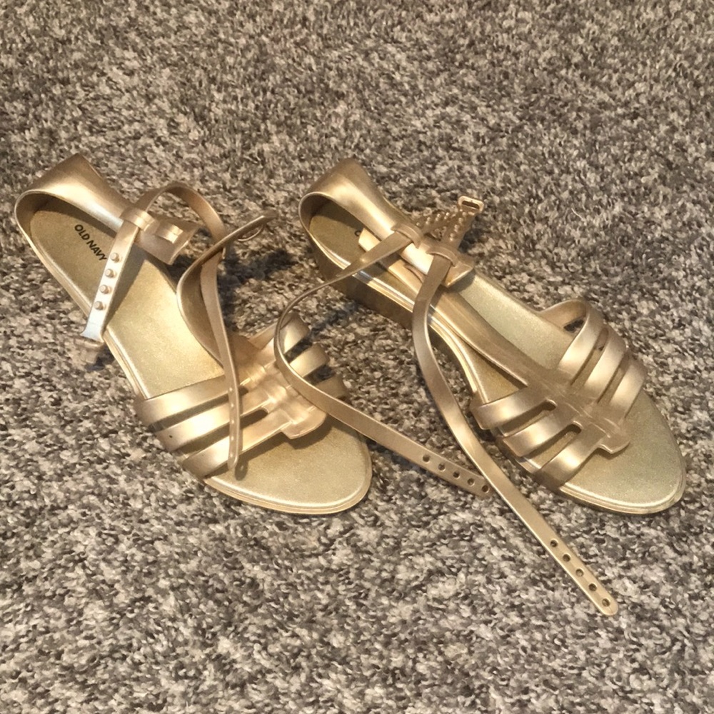 Old Navy gladiator sandals
